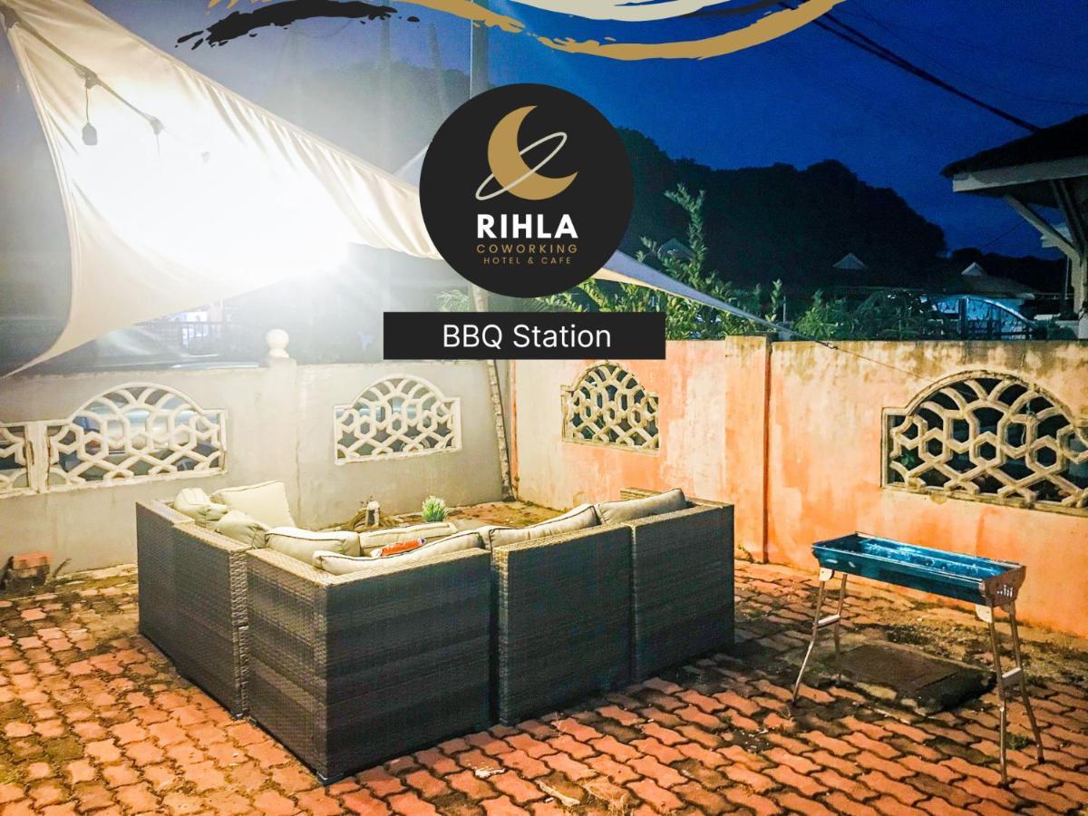 Rihla Dataran Tengah Ostello Gua Musang Esterno foto